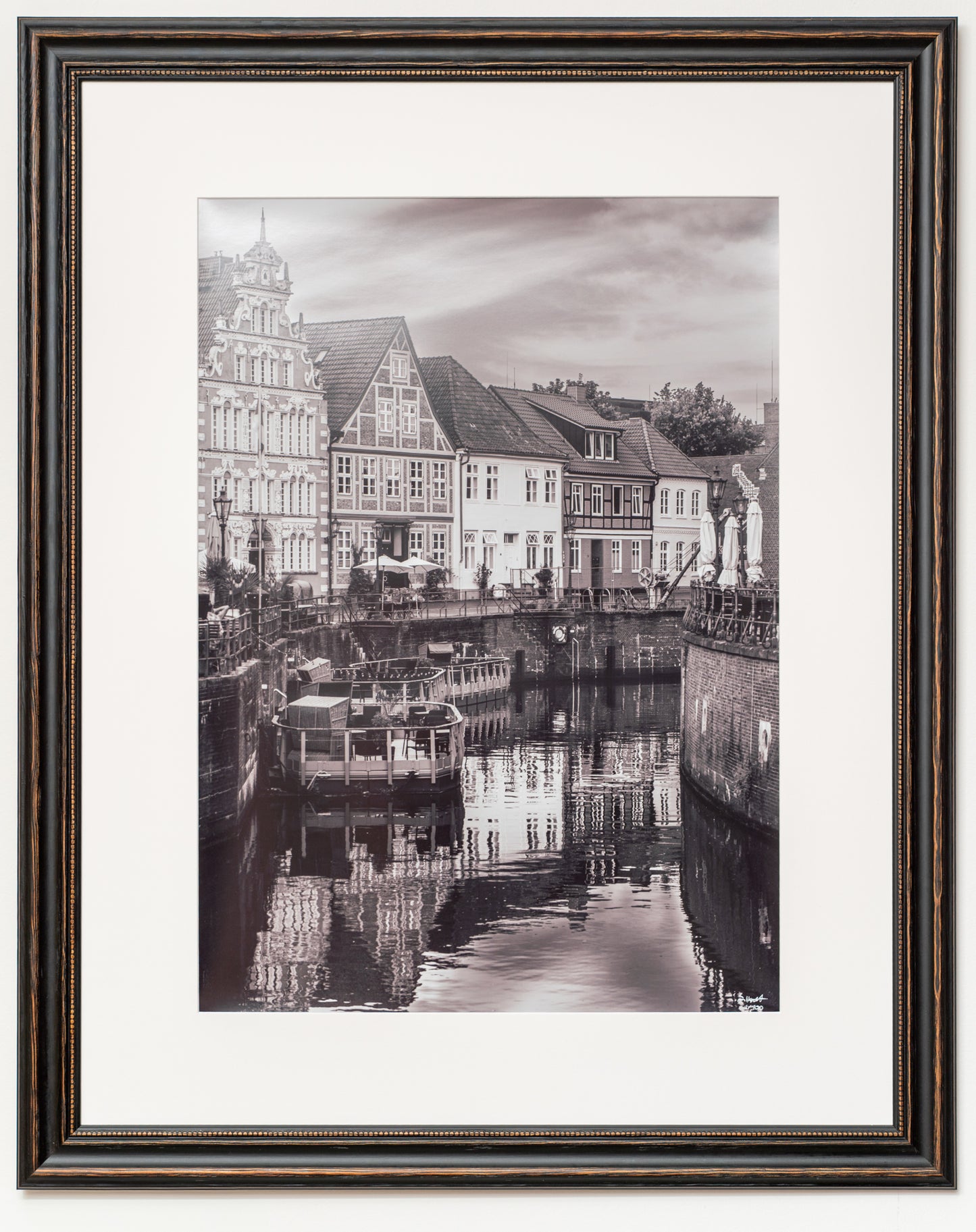 gerahmter Fotodruck "Mirror of history" - Mein Shop -